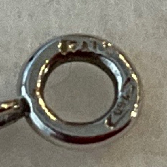 Diamond & Pearl Station 18k White Gold Necklace - Picture 9 of 14